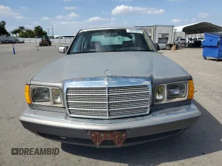 1984 Mercedes-Benz 300 SD with VIN WDBCB20A0EA082551, listed as a Copart auction lot 54059855 with 169,704 mi miles and Clean Title. Bid and sale history available at DreamBid. Image 5.