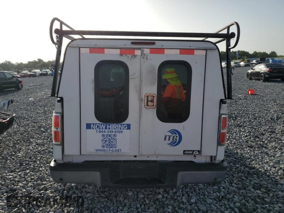 2013 Ford F-150 XL z VIN 1FTMF1CM0DFB92334, wystawiony jako Copart lot #60467615 z przebiegiem Nie podano mil oraz Szkoda całkowita • Salvage title. Historia ofert i sprzedaży dostępna na DreamBid. Obrazek 6.