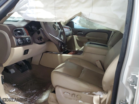 2013 Chevrolet Avalanche LTZ with VIN 3GNTKGE75DG293943, listed as a Copart auction lot 45305125 with 0 mi miles and Salvage Title. Bid and sale history available at carsss.com. Image 7.