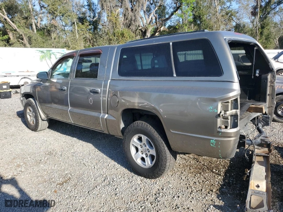 2006 Dodge Dakota SLT with VIN 1D7HE48K96S528687, listed as a Copart auction lot 45190215 with 121,153 mi miles and Salvage Title. Bid and sale history available at carsss.com. Image 2.