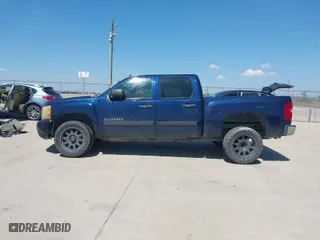 2010 Chevrolet Silverado 1500 LT with VIN 3GCRCSE01AG257037, listed as a IAAI auction lot 41885948 with 148,298 mi miles. Bid and sale history available at carsss.com. Image 14.