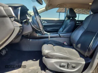 2018 Nissan Maxima SV z VIN 1N4AA6AP9JC367100, wystawiony jako Copart lot #63921275 z przebiegiem 121 692 mil mil oraz Szkoda całkowita • Salvage title. Historia ofert i sprzedaży dostępna na DreamBid. Obrazek 7.