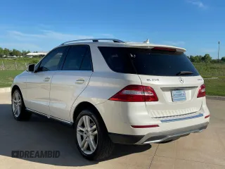 2015 Mercedes-Benz M with VIN 4JGDA0EB1FA506184, listed as a Copart auction lot 55699125 with 139,438 mi miles and Clean Title. Bid and sale history available at carsss.com. Image 3.