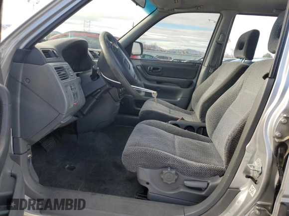 1998 Honda CR-V LX with VIN JHLRD2842WC011221, listed as a Copart auction lot 88162565 with 201,069 mi miles and Salvage Title. Bid and sale history available at carsss.com. Image 7.