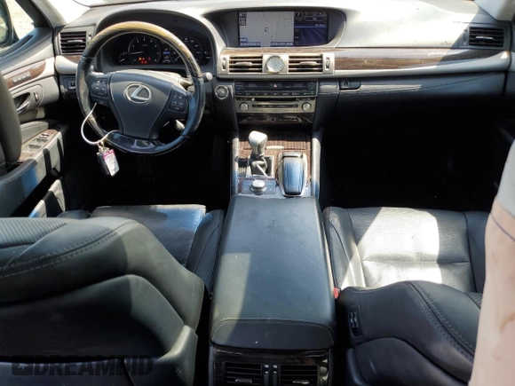 2013 Lexus LS 460 L z VIN JTHGL5EF9D5050368, wystawiony jako Copart lot #71087494 z przebiegiem 91 623 mil mil oraz Szkoda całkowita • Salvage title. Historia ofert i sprzedaży dostępna na DreamBid. Obrazek 8.