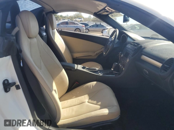 2009 Mercedes-Benz SLK-Class 3.0L with VIN WDBWK54F79F209339, listed as a Copart auction lot 77400294 with 68,540 mi miles and Salvage Title. Bid and sale history available at carsss.com. Image 10.