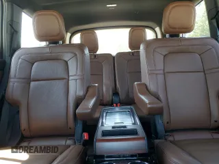2022 Lincoln Aviator Reserve with VIN 5LM5J7XC3NGL21744, listed as a Copart auction lot 62887815 with 33,714 mi miles and Salvage title. Bid and sale history available at DreamBid. Image 10.