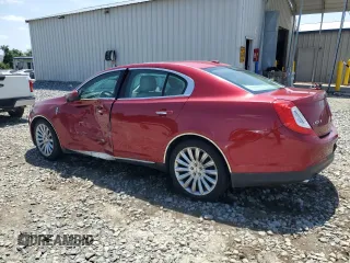 2013 Lincoln MKS z VIN 1LNHL9DK5DG607319, wystawiony jako Copart lot #54302285 z przebiegiem 170 099 mil mil oraz Szkoda całkowita • Salvage title. Historia ofert i sprzedaży dostępna na DreamBid. Obrazek 2.