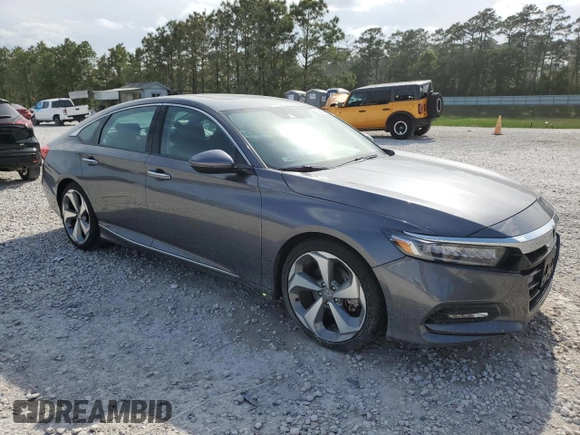 2018 Honda Accord Touring z VIN 1HGCV1F93JA149932, wystawiony jako Copart lot #52680825 z przebiegiem 50 179 mil mil oraz Czysty tytuł • Clean title. Historia ofert i sprzedaży dostępna na DreamBid. Obrazek 4.