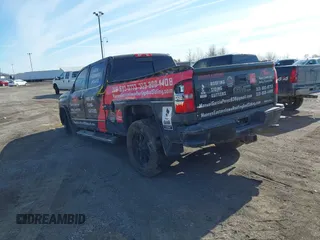 2016 GMC Sierra 2500HD Denali z VIN 1GT12UE80GF115452, wystawiony jako IAAI lot #41537973 z przebiegiem 182 800 mil mil oraz . Historia ofert i sprzedaży dostępna na DreamBid. Obrazek 3.