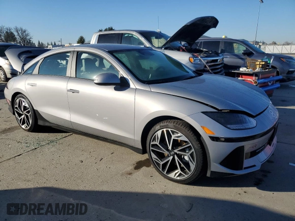 2024 Hyundai Ioniq 6 SEL z VIN KMHM34AA6RA062464, wystawiony jako Copart lot #88105065 z przebiegiem 3 947 mil mil oraz Szkoda całkowita • Salvage title. Historia ofert i sprzedaży dostępna na DreamBid. Obrazek 4.