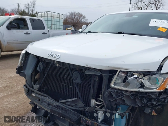 2014 Jeep Grand Cherokee Limited with VIN 1C4RJEBG8EC404004, listed as a IAAI auction lot 41745008 with 110,442 mi miles. Bid and sale history available at carsss.com. Image 6.