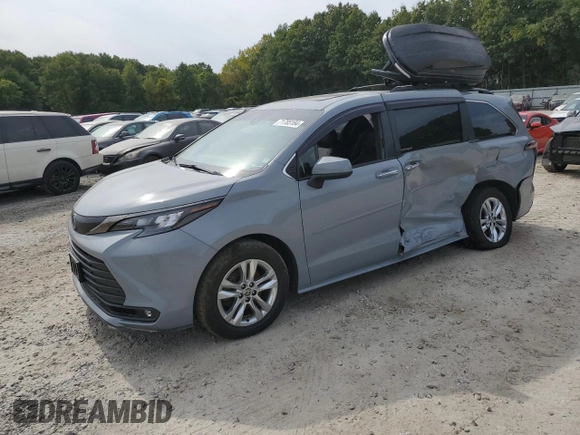 2022 Toyota Sienna XLE Woodland Edition with VIN 5TDASKFCXNS045169, listed as a Copart auction lot 71785184 with 52,333 mi miles and Salvage Title. Bid and sale history available at carsss.com. Image 1.