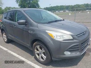 2013 Ford Escape SE с VIN 1FMCU9GX0DUC06423, выставлен на аукционе IAAI как лот 42421363 с пробегом 187 057 миль миль и . История ставок и продаж доступна на DreamBid. Изображение 1.