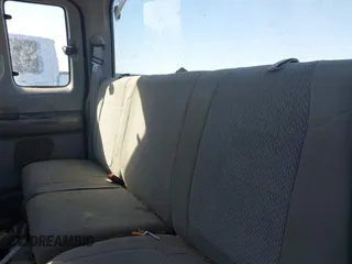 2004 Ford F-250 XL с VIN 1FTNX21L34EB63367, выставлен на аукционе IAAI как лот 41395910 с пробегом 175 223 миль миль и . История ставок и продаж доступна на DreamBid. Изображение 8.