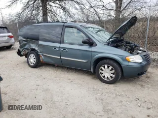 2006 Chrysler Town & Country Touring with VIN 2A4GP54L36R783707, listed as a Copart auction lot 50533355 with 181,646 mi miles and Salvage Title. Bid and sale history available at DreamBid. Image 4.