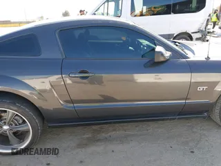 2007 Ford Mustang GT Deluxe with VIN 1ZVFT82H175270870, listed as a IAAI auction lot 41979749 with 131,729 mi miles. Bid and sale history available at carsss.com. Image 13.