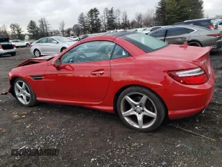 2016 Mercedes-Benz SLK 300 z VIN WDDPK3JAXGF125117, wystawiony jako Copart lot #43603875 z przebiegiem 100 376 mil mil oraz Szkoda całkowita • Salvage title. Historia ofert i sprzedaży dostępna na DreamBid. Obrazek 2.