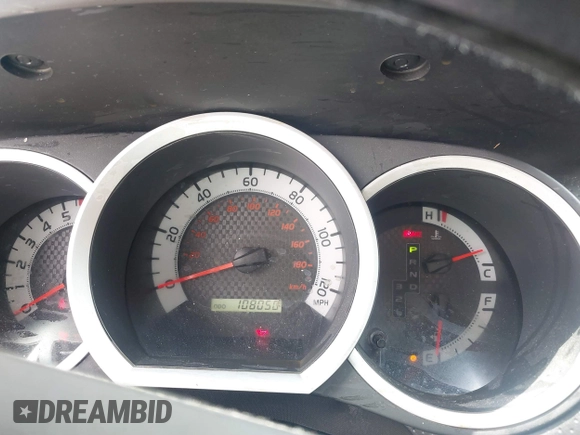 2015 Toyota Tacoma with VIN 5TFTX4CN7FX057092, listed as a IAAI auction lot 39318808 with 108,050 mi miles and . Bid and sale history available at DreamBid. Image 7.