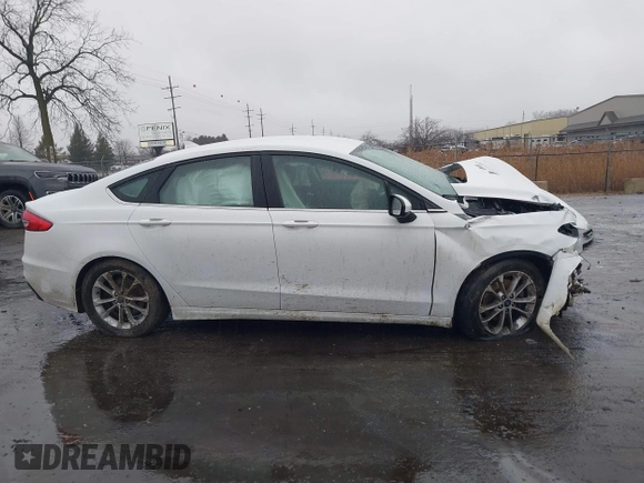2020 Ford Fusion SE with VIN 3FA6P0H74LR155667, listed as a IAAI auction lot 41482612 with Not provided miles and . Bid and sale history available at DreamBid. Image 13.