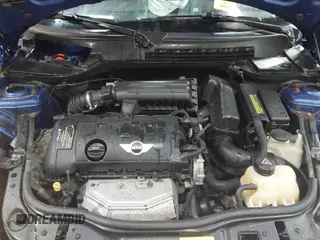 2012 MINI Hardtop with VIN WMWSU3C55CT184924, listed as a IAAI auction lot 42276347 with 92,468 mi miles and . Bid and sale history available at DreamBid. Image 10.