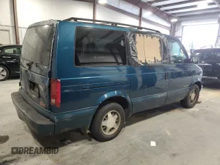 2000 GMC Safari with VIN 1GKDM19W3YB542183, listed as a Copart auction lot 41561145 with 328,252 mi miles and Salvage Title. Bid and sale history available at carsss.com. Image 3.