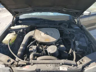 1986 Mercedes-Benz 420 Series 420SEL with VIN WDBCA35D4GA274036, listed as a Copart auction lot 52366565 with 119,277 mi miles and Clean Title. Bid and sale history available at carsss.com. Image 11.