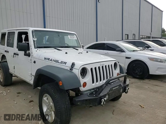 2013 Jeep Wrangler Unlimited Sport z VIN 1C4BJWDG0DL574795, wystawiony jako Copart lot #59230515 z przebiegiem 132 808 mil mil oraz Szkoda całkowita • Salvage title. Historia ofert i sprzedaży dostępna na DreamBid. Obrazek 14.