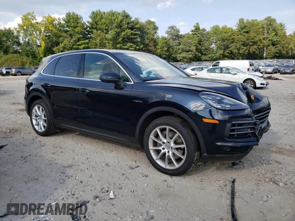 2022 Porsche Cayenne E-Hybrid Hybrid with VIN WP1AE2AY7NDA26356, listed as a Copart auction lot 69035584 with 34,883 mi miles and Salvage title. Bid and sale history available at DreamBid. Image 4.