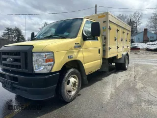 2021 Ford Econoline Cargo with VIN 1FDXE4FN1MDC34409, listed as a Copart auction lot 48386205 with 99,008 mi miles and Clean Title. Bid and sale history available at DreamBid. Image 1.