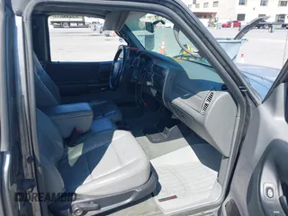 2005 Ford Ranger XLT with VIN 1FTZR45E65PA00284, listed as a IAAI auction lot 42532671 with 408,202 mi miles and . Bid and sale history available at DreamBid. Image 5.
