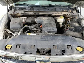 2018 Ram 1500 SLT z VIN 1C6RR6GG8JS126834, wystawiony jako Copart lot #46529825 z przebiegiem 190 240 mil mil oraz Czysty tytuł • Clean title. Historia ofert i sprzedaży dostępna na DreamBid. Obrazek 11.