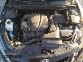 2014 Kia Optima LX z VIN 5XXGM4A71EG277249, wystawiony jako Copart lot #50886935 z przebiegiem 174 002 mil mil oraz Szkoda całkowita • Salvage title. Historia ofert i sprzedaży dostępna na DreamBid. Obrazek 12.