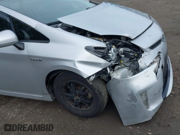 2015 Toyota Prius Four with VIN JTDKN3DU4F1905479, listed as a IAAI auction lot 41646946 with 162,969 mi miles. Bid and sale history available at carsss.com. Image 17.