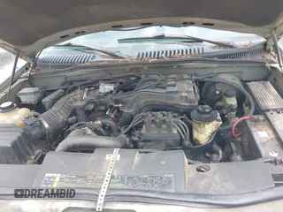 2003 Ford Explorer XLT z VIN 1FMZU63KX3UB62643, wystawiony jako IAAI lot #42185398 z przebiegiem 175 926 mil mil oraz . Historia ofert i sprzedaży dostępna na DreamBid. Obrazek 10.