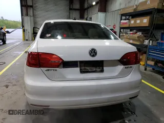 2013 Volkswagen Jetta SE with VIN 3VWDX7AJ3DM443160, listed as a Copart auction lot 55247845 with 334,107 mi miles and Salvage title. Bid and sale history available at DreamBid. Image 6.