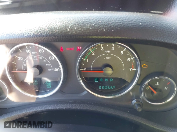 2018 Jeep Wrangler Unlimited Sport with VIN 1C4BJWDG8JL895270, listed as a IAAI auction lot 41770743 with 93,066 mi miles and . Bid and sale history available at DreamBid. Image 7.