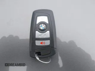 2014 BMW 5 Series 528i xDrive z VIN WBA5A7C53ED614914, wystawiony jako IAAI lot #42509306 z przebiegiem 137 903 mil mil oraz . Historia ofert i sprzedaży dostępna na DreamBid. Obrazek 11.