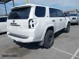 2017 Toyota 4Runner SR5 with VIN JTEZU5JR8H5159445, listed as a IAAI auction lot 41936282 with 88,262 mi miles. Bid and sale history available at carsss.com. Image 4.