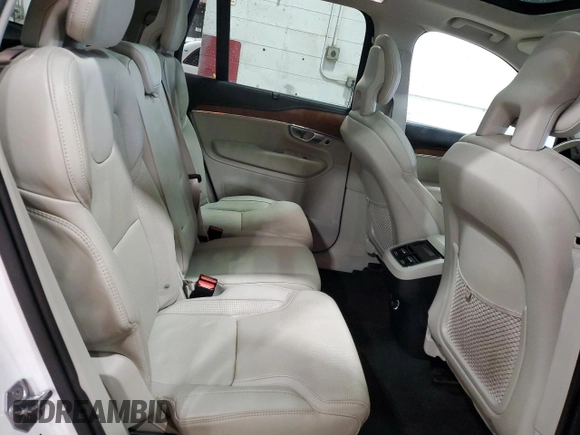 2017 Volvo XC90 Inscription с VIN YV4A22PL1H1186161, выставлен на аукционе Copart как лот 54742725 с пробегом 74 124 миль миль и Списание • Salvage title. История ставок и продаж доступна на DreamBid. Изображение 11.