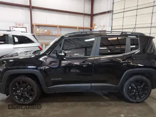 2018 Jeep Renegade Latitude with VIN ZACCJABB8JPJ22452, listed as a IAAI auction lot 42419654 with 60,086 mi miles and . Bid and sale history available at DreamBid. Image 14.