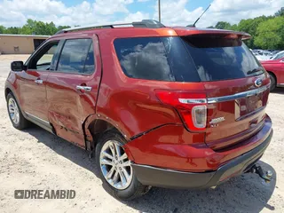 2014 Ford Explorer XLT with VIN 1FM5K7D81EGB06671, listed as a IAAI auction lot 42545465 with 161,027 mi miles and . Bid and sale history available at DreamBid. Image 3.