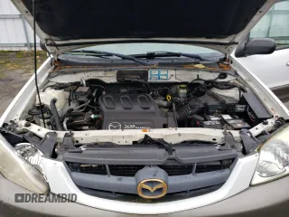 2001 Mazda Tribute LX with VIN 4F2CU08101KM11452, listed as a Copart auction lot 76796064 with 175,584 mi miles and Salvage Title. Bid and sale history available at DreamBid. Image 12.