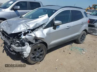 2021 Ford EcoSport SE z VIN MAJ3S2GE6MC438889, wystawiony jako IAAI lot #42250611 z przebiegiem 42 611 mil mil oraz . Historia ofert i sprzedaży dostępna na DreamBid. Obrazek 2.