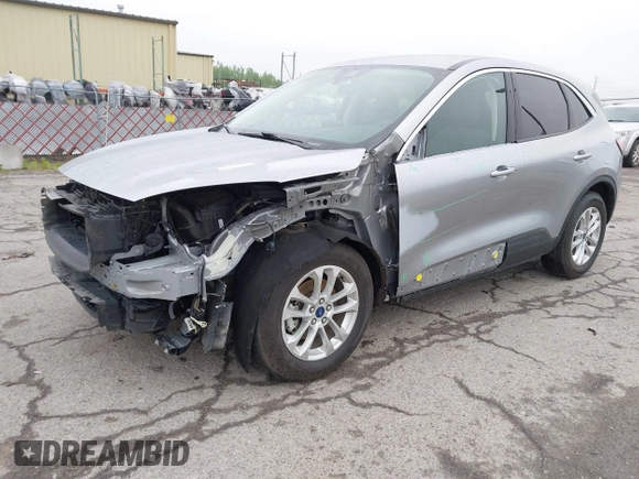 2022 Ford Escape SE z VIN 1FMCU0G62NUB32670, wystawiony jako IAAI lot #42259177 z przebiegiem 67 692 mil mil oraz . Historia ofert i sprzedaży dostępna na DreamBid. Obrazek 2.