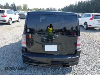 2005 Scion xB with VIN JTLKT334454021261, listed as a IAAI auction lot 42124927 with 221,043 mi miles. Bid and sale history available at carsss.com. Image 16.
