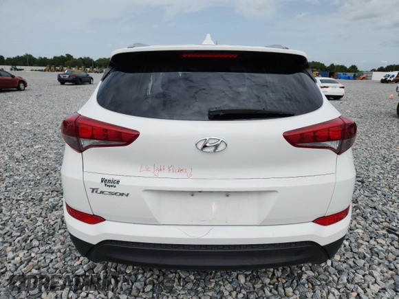 2018 Hyundai Tucson SEL Plus z VIN KM8J33A41JU670631, wystawiony jako Copart lot #59887105 z przebiegiem 133 012 mil mil oraz Szkoda całkowita • Salvage title. Historia ofert i sprzedaży dostępna na DreamBid. Obrazek 6.