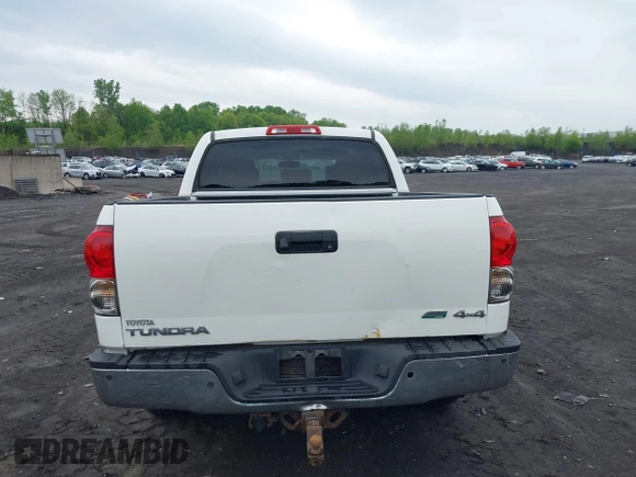 2009 Toyota Tundra Limited z VIN 5TFDW58169X086185, wystawiony jako IAAI lot #42240945 z przebiegiem 139 775 mil mil oraz . Historia ofert i sprzedaży dostępna na DreamBid. Obrazek 16.
