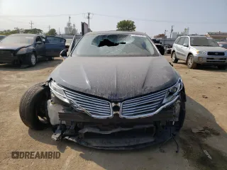 2013 Lincoln MKZ with VIN 3LN6L2J90DR816430, listed as a Copart auction lot 71061754 with 111,772 mi miles and Salvage Title. Bid and sale history available at DreamBid. Image 5.