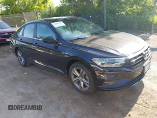2019 Volkswagen Jetta S z VIN 3VWCB7BU9KM272513, wystawiony jako IAAI lot #42503506 z przebiegiem 67 938 mil mil oraz . Historia ofert i sprzedaży dostępna na DreamBid. Obrazek 1.